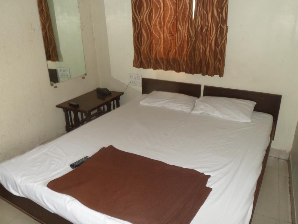 Hotel Atithi Ahmedabad Cameră foto